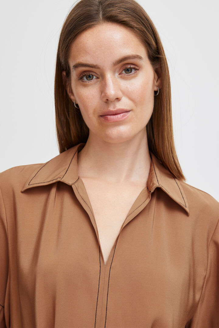 Byhanva Vneck Dress - Light Woven - Toasted Coconut
