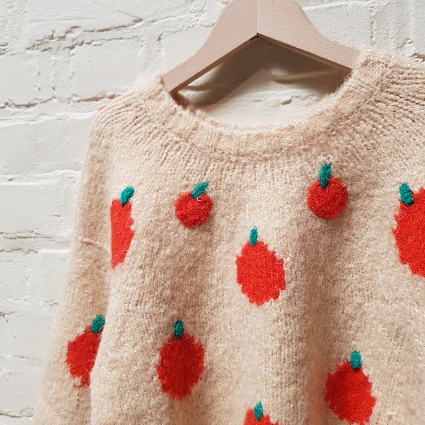 Nikola Sweater - Creme Brulée