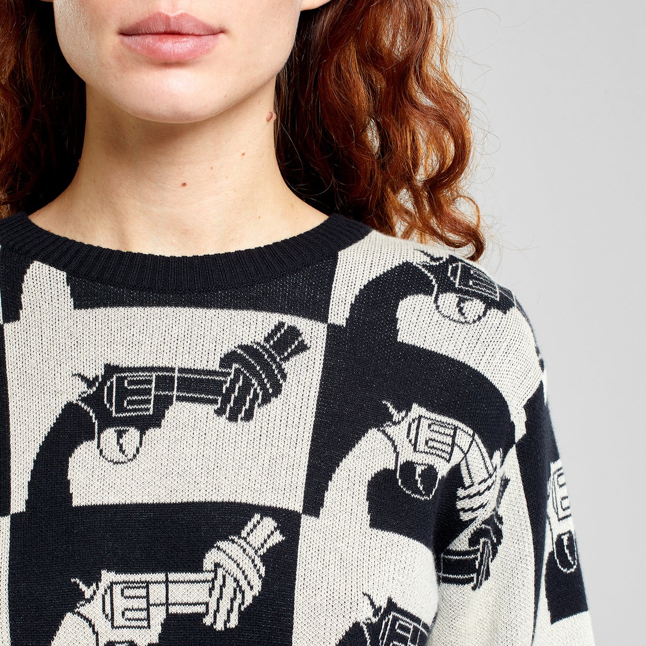 Sweater Arendal The Knotted Gun - Black