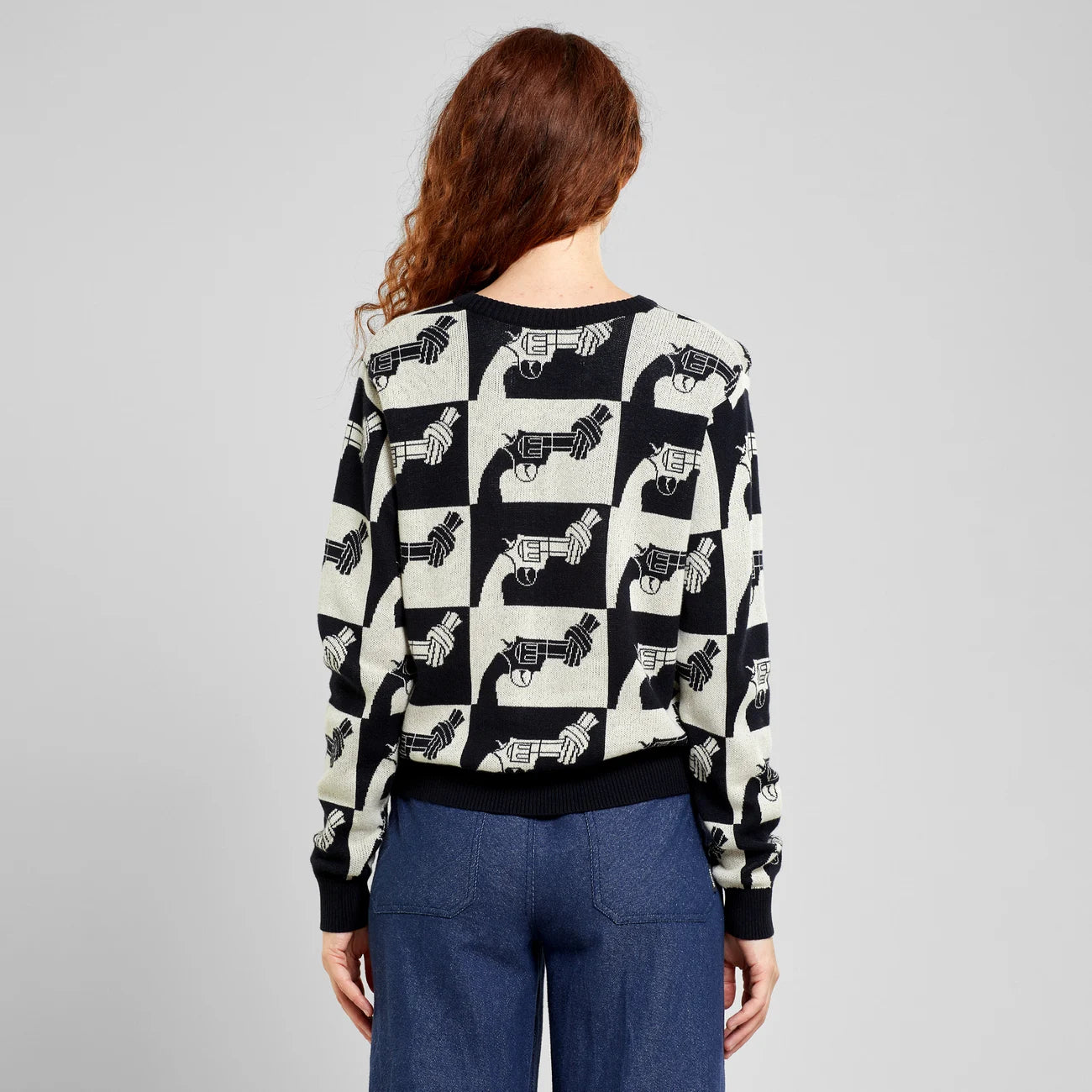 Sweater Arendal The Knotted Gun - Black