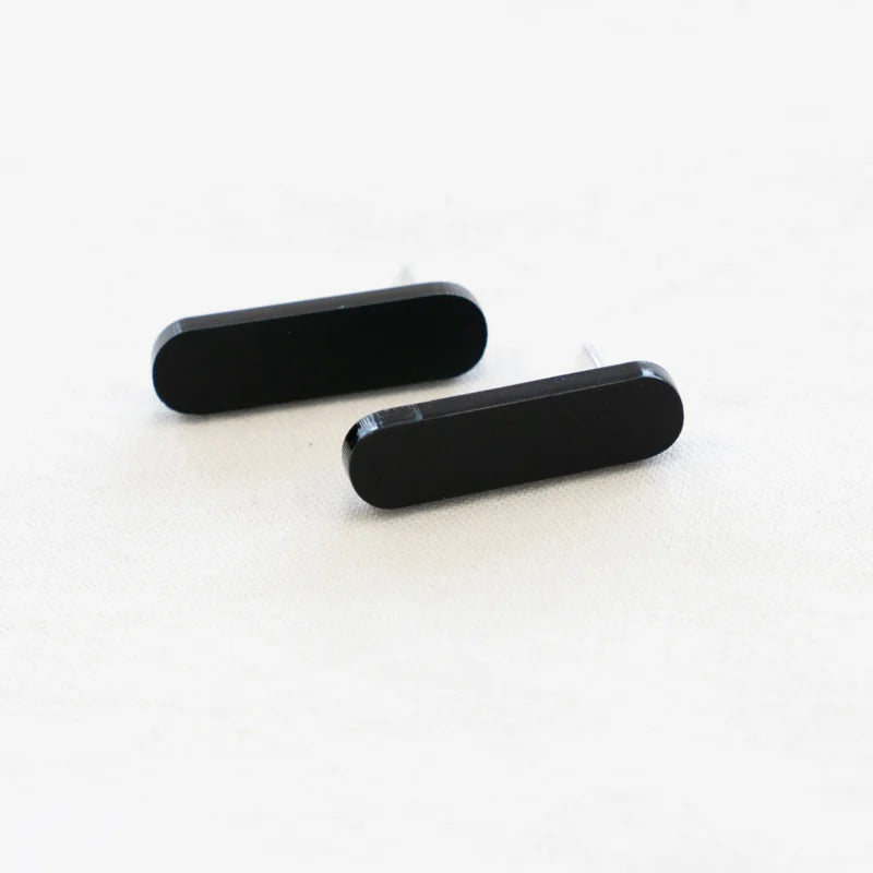 Stud.07 - Black
