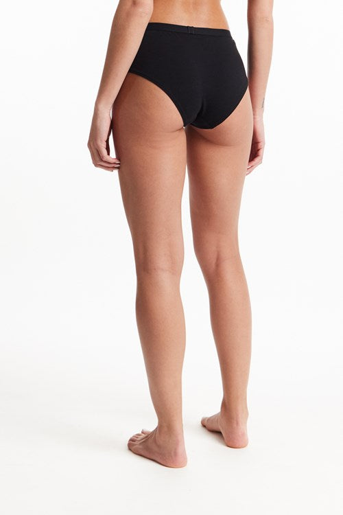Organic Short - Black