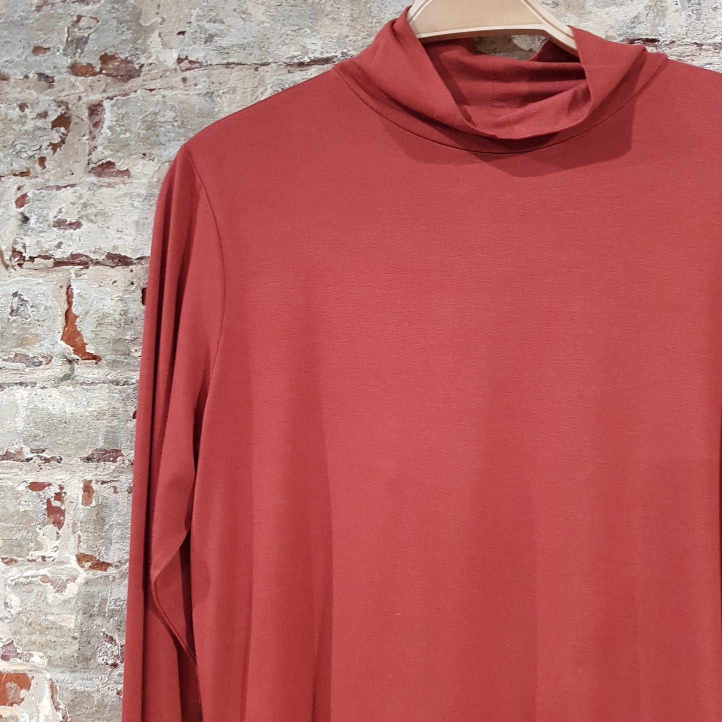 Skinilla Top - Clay