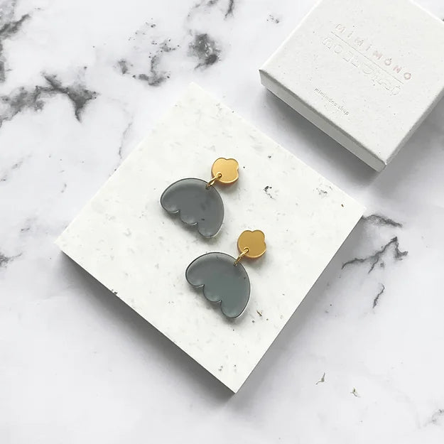 Bloom Petal - Gold Translucent Gray