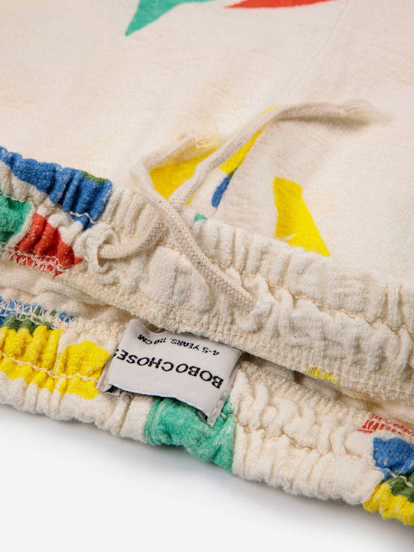 *Multicolor Sail Boat All Over - Bermuda Shorts