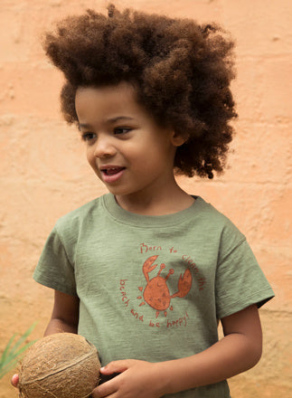 AM.ZOE.10 T-shirt with short sleeves and happy crab print - Oil Green