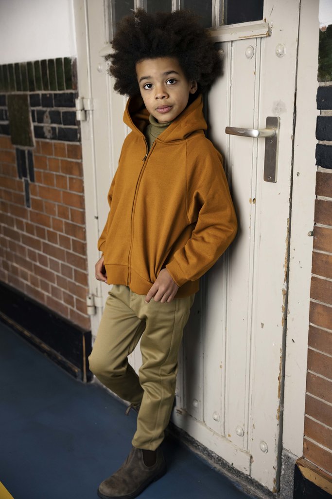 Ernest Zip Leather-Brown