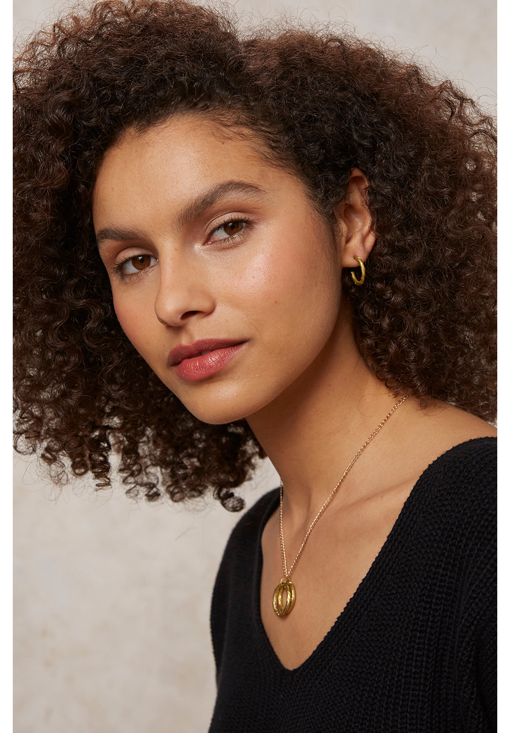 Beaten Hoop Earrings Small - Brass