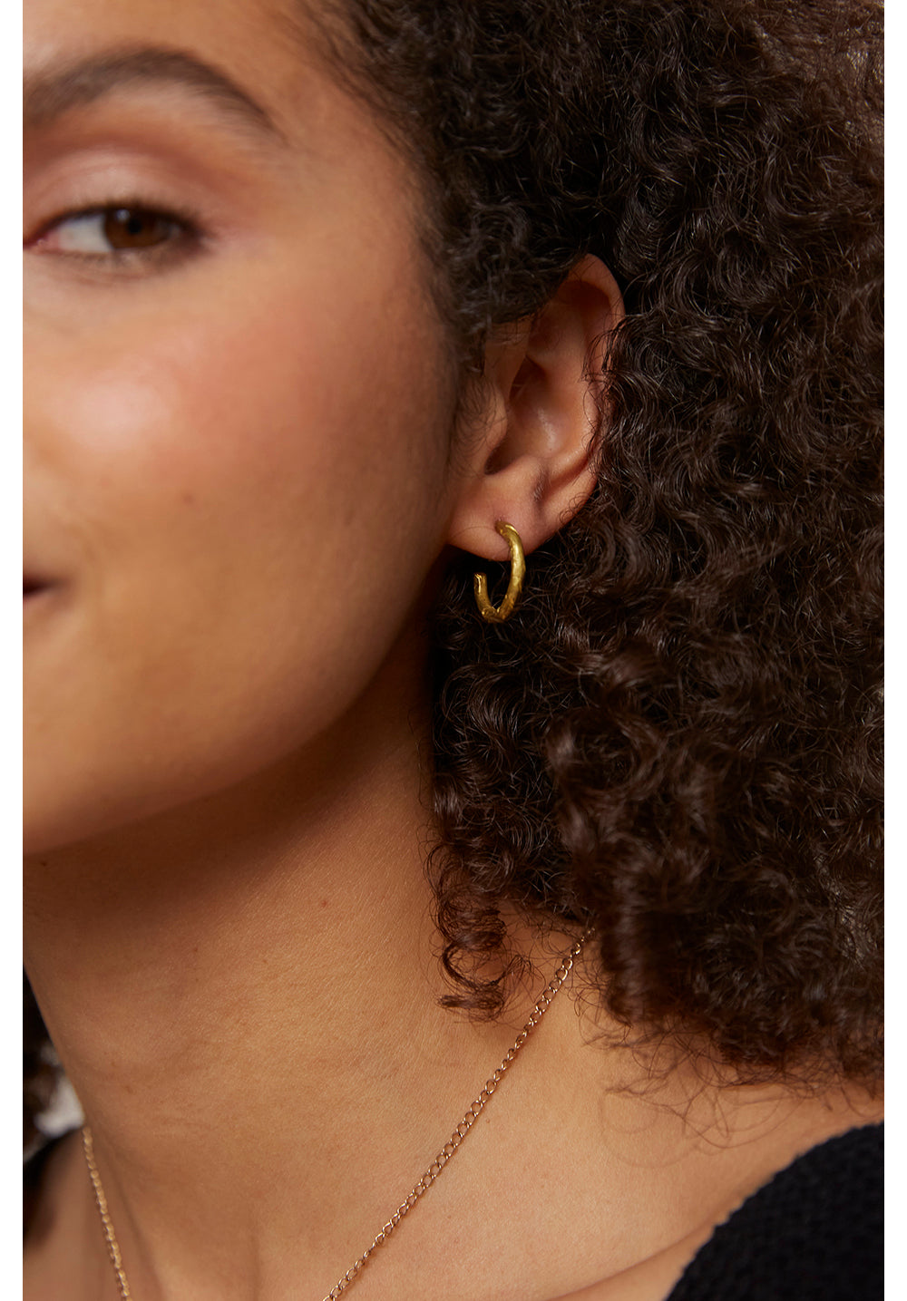 Beaten Hoop Earrings Small - Brass
