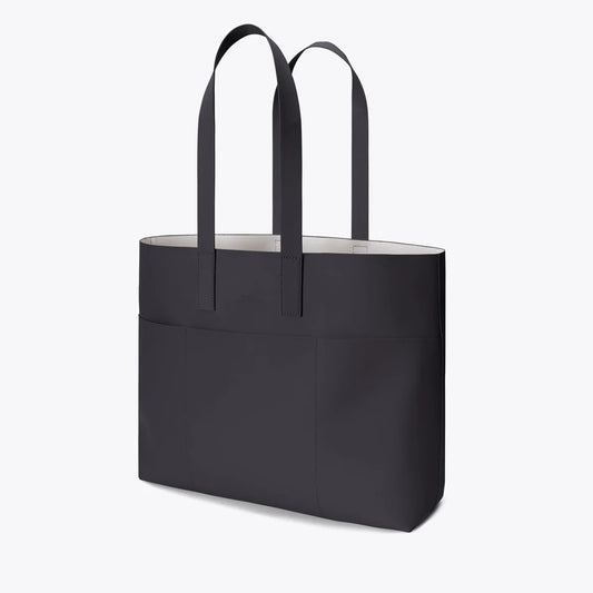 Emilia - Lotus Infinity - Black
