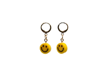 Pepper Smiley Drop Earrings - Geel